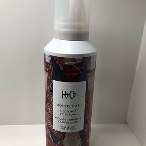 R+Co Rodeo Star Styling Foam with White and Red Design